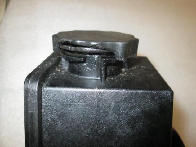 0034664601 POMPA IDROGUIDA TAPPO ROTTO MERCEDES CLK 230 KOMPPRESSOR W208 2.3 B 142KW AUT 2P (2000) RICAMBIO USATO - Foto 2