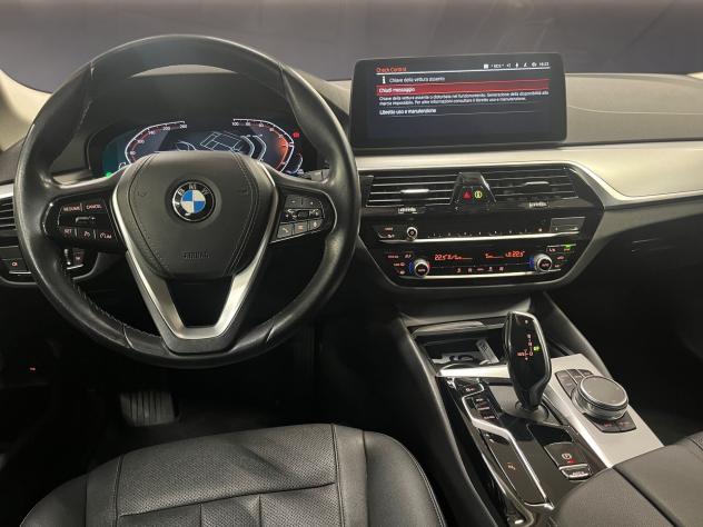 BMW Serie 5 G31 2020 Touring LCI 518d Touring mhev 48V Business auto - Foto 9