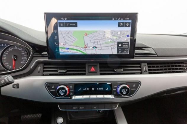AUDI A4 Avant 35 TDI S tronic S line Sline rif. 22366524 - Foto 9