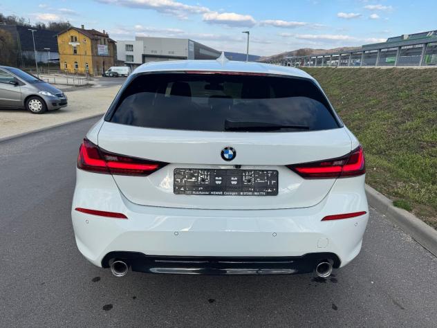 BMW Serie 1 118d 5p. SPORTLINE LED PRIVACY NAVI CAMERA ASSIST - Foto 5