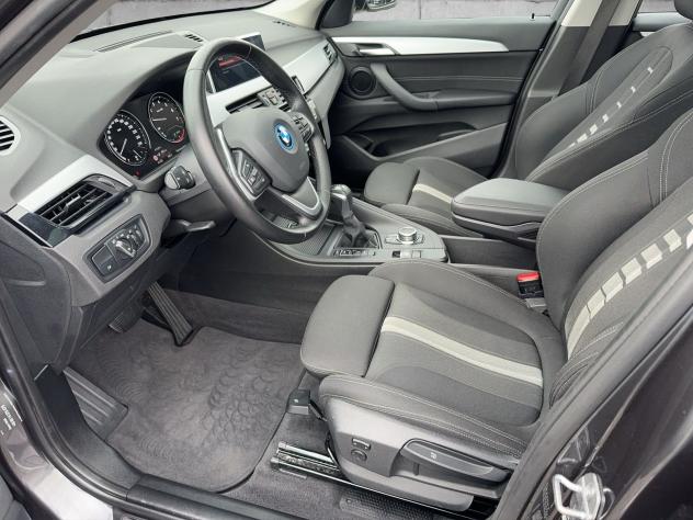 BMW X1 xDrive25e ADVANTAGE LED NAVI PANO BI-ZONA PDC - Foto 7