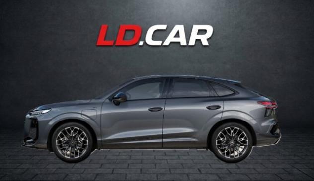 AUDI Q3 SPB e-hybrid 200 kW S tronic S line Identity Black rif. 23861209 - Foto 5