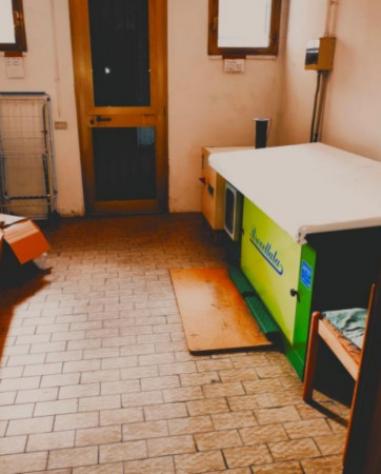 Immobile in asta di 413 m² con più di 5 locali in vendita a Modena - Foto 8