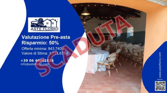 Immobile in asta di 663 m² con più di 5 locali e box auto in vendita a Fiumicino