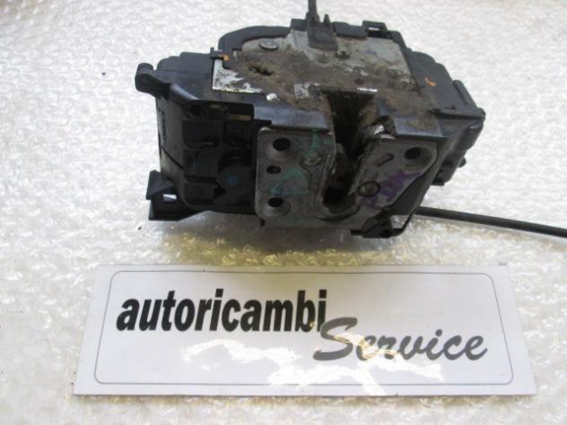 825020001R CHIUSURA SERRATURA PORTA POSTERIORE DESTRA RENAULT MEGANE 1.5 D 81KW 6M 5P (2009) RICAMBIO USATO
