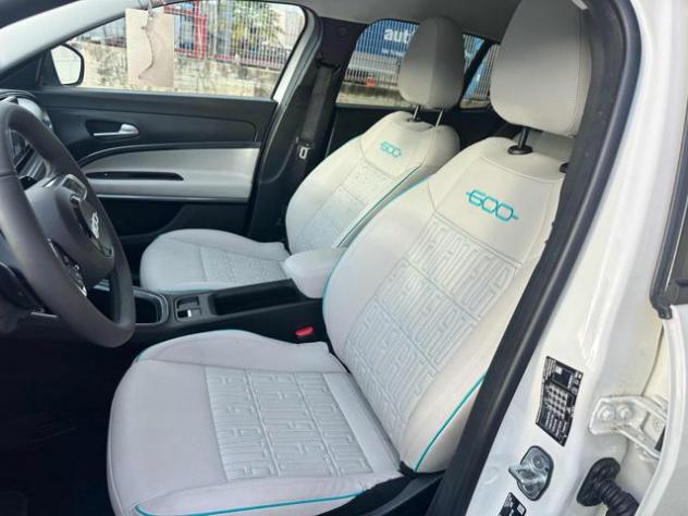 FIAT 600 Hybrid 100 CV DCT MHEV La Prima rif. 23444719 - Foto 7