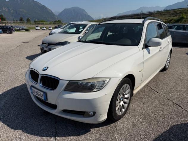 BMW 318 i cat Touring Attiva rif. 23829553