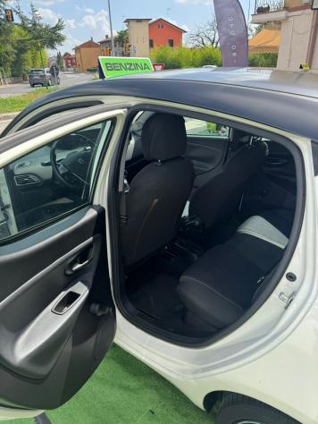 Lancia Ypsilon 1.2 69 CV 5 porte S Momodesign - Foto 8