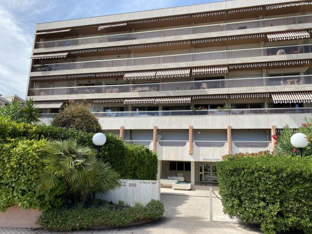 Affitto appartamento frontemare a Menton