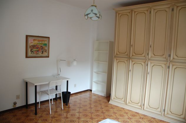 Posto letto per studentessa in singola (280 e 300 €) - Foto 6