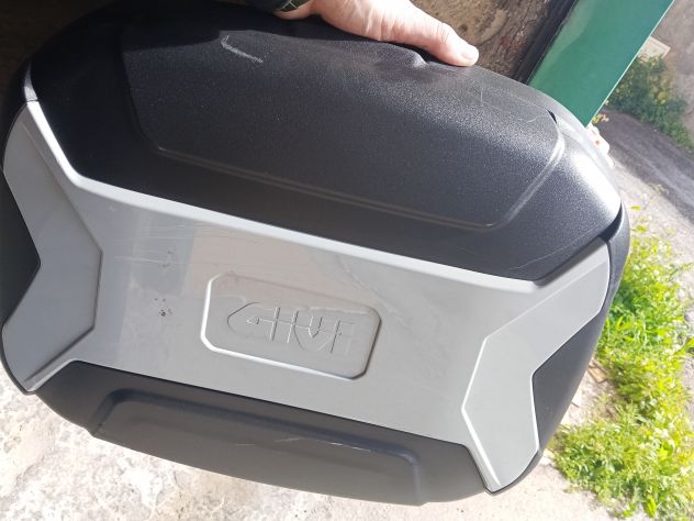 Valige Laterali GIVI TRK35LT con telaietti