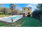 Rustico in vendita a Gabbro - Rosignano Marittimo 400 mq  Rif: 1422756