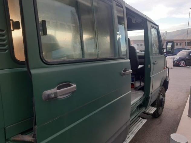 IVECO Daily 40.10 W 2.5 TD Combi L 4x4 ex Carabinieri rif. 23065121 - Foto 7