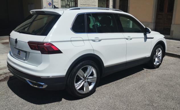 Volkswagen Tiguan 2.0 TDI 150 CV SCR DSG Elegance - Foto 6