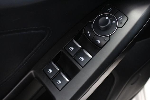 Ford Focus 1.0T EcoBoost Hybrid 155cv ST-Line Auto - Foto 10