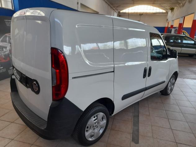 Fiat Doblo Dobl1.3 MJT PC-TN Cargo Lamierato SX - Foto 6