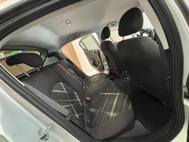 Opel Corsa 1.4 90CV GPL ** perfette condizioni ** - Foto 9