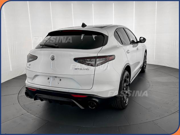 Alfa Romeo Stelvio Stelvio 2.2 t Veloce Q4 210cv auto - Foto 6