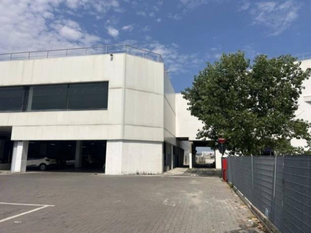 Immobile in asta di 1846 m² in vendita a Cascina - Foto 5