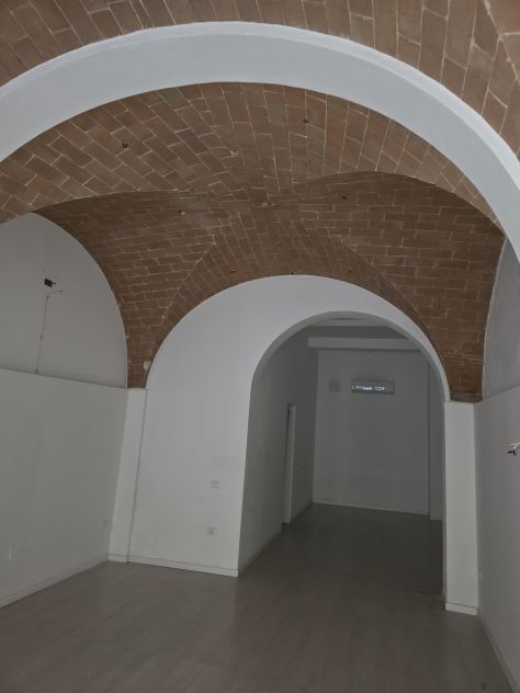 Fondo commerciale a Pontedera corso Matteotti