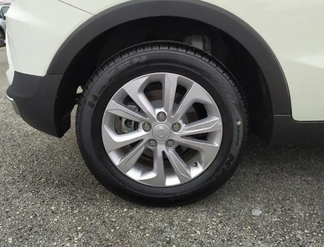 SsangYong Tivoli Road Benzina GB245CY - Foto 6