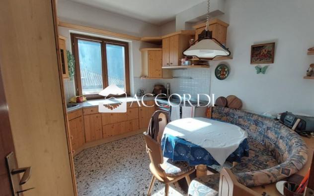 VILLA di 9 vani e di 385 mq (ALA) rif. DT133 - Foto 14