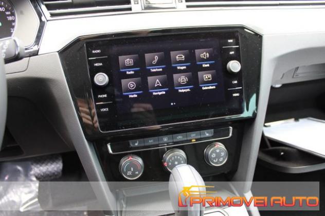 VOLKSWAGEN Passat Variant 1.5 TSI ACT DSG Style rif. 20832347 - Foto 3