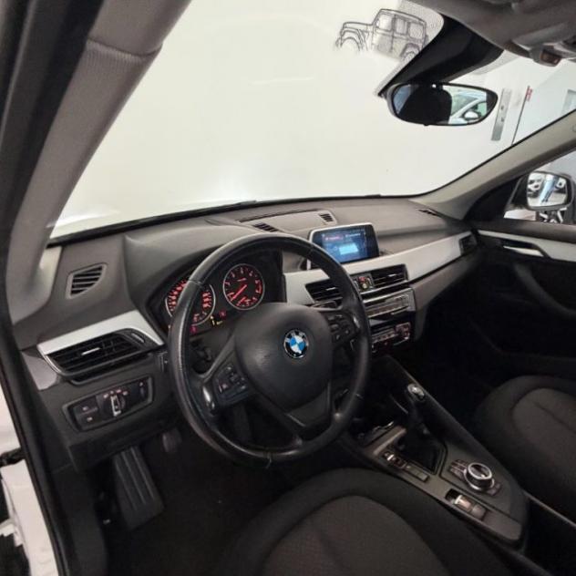 BMW X1 sDrive18d Business rif. 24051595 - Foto 10