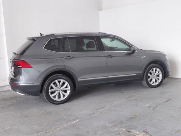 VOLKSWAGEN Tiguan ALLSPACE 2.0 TDI DSG 4MOTION Advanced ZERO PENSIE rif. 24094051 - Foto 9