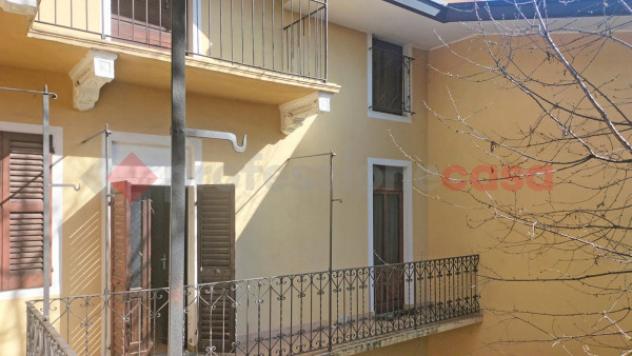 Casa indipendente di 380 m² con più di 5 locali e box auto in vendita a Agrate Conturbia - Foto 10