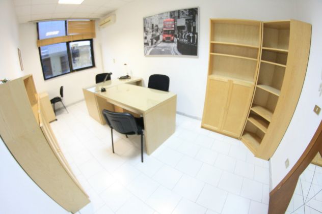 Ufficio arredato pronto sala riunioni posti auto - Foto 4