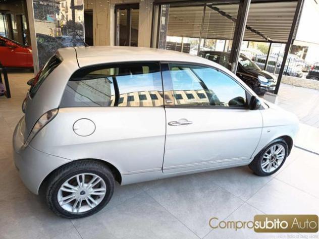 LANCIA Ypsilon 1.2 69 CV Unyca rif. 24058460 - Foto 6