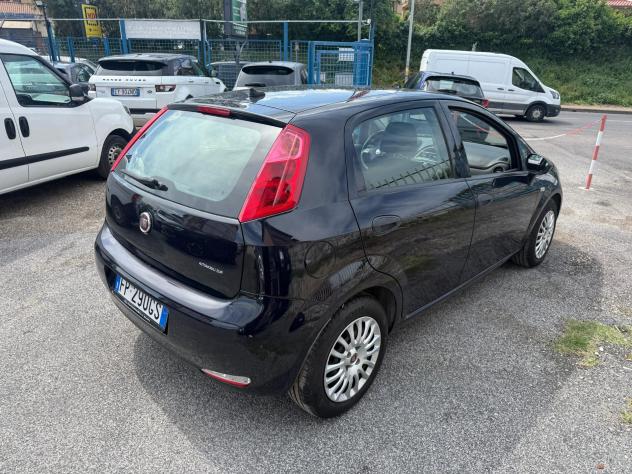 Fiat Punto 1.3 MJT II S&S 95 CV 5 porte Street - Foto 4