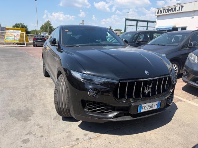 Maserati Levante V6 Diesel 275 CV AWD - Foto 10