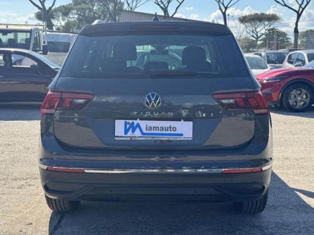 VOLKSWAGEN Tiguan TDI 2.0cc 150cv DSG NAVIG. CAMERA POST. CRUISE C. rif. 24115006 - Foto 5