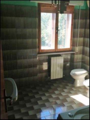 Immobile in asta di 219 m², box auto in vendita a Serra Sant'Abbondio - Foto 10