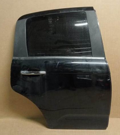 PORTA POST. DX NERO MET C/ALZ. VETRO SCURO  Carrozzeria  Lamierati esterni  Porte  Porta post. dx. CITROEN - C3 - 01-10-2009 - 01-10-2016
