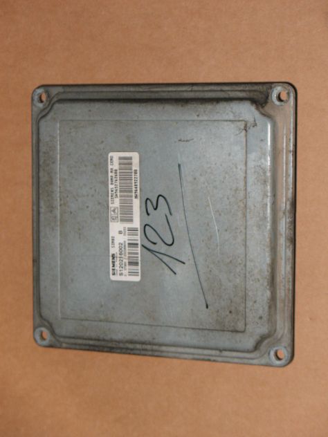 S120216002B ECU CAMBIO CITROEN SID82 S120216002B S120216002 B SW9652762680 - Foto 3