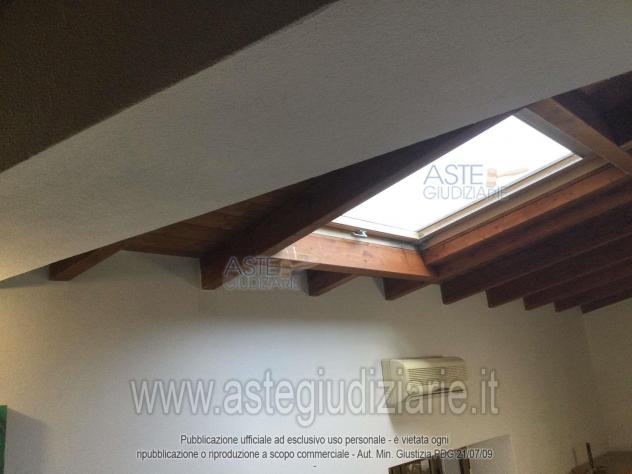 IMMOBILI-IMMOBILE RESIDENZIALE-via Carlo Alberto 2 - Foto 4