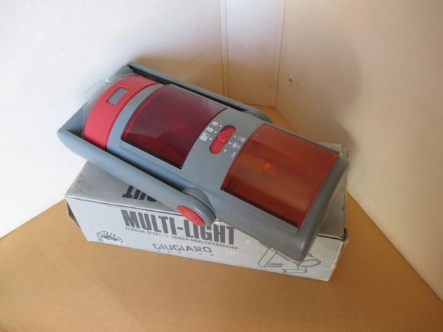 Lampada multifunzione GIUGIARO DESIGN con scatola originane, porta ancora l'adesivo di fabbrica a protezione del faro. MAI USATA. Eventualmente spedi - Foto 4