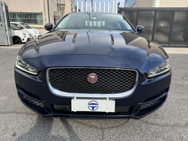 Jaguar XE XE 2.0d Prestige Business edition 180cv - Foto 2