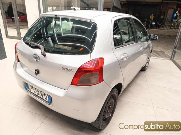 TOYOTA Yaris 1.0 5 porte rif. 24053742 - Foto 5