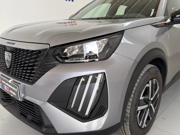 Peugeot 2008 Hybrid 145 e-DCS6 Style auto - Foto 4
