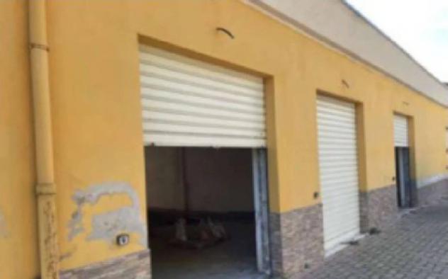 Immobile in asta di 536 m² con più di 5 locali in vendita a Loreto Aprutino - Foto 2