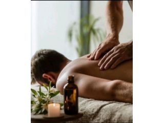 Massaggi - benessere Genova - Massaggiatore Tel:3880780639