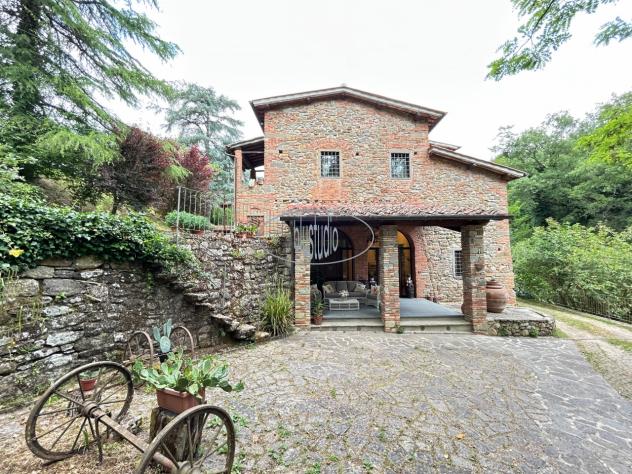 CASALE di 16 vani e di 485 mq (FIGLINE E INCISA VALDARNO) rif. V-2361 - Foto 3