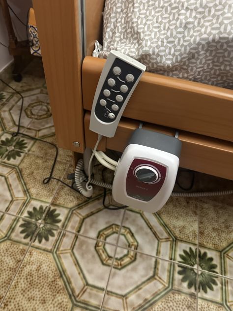 Letto Elettrico per degenza con antidecubito - Foto 4
