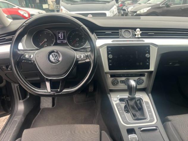 VOLKSWAGEN Passat Variant 2.0 TDI DSG Business BlueMotion Tech rif. 23402503 - Foto 9