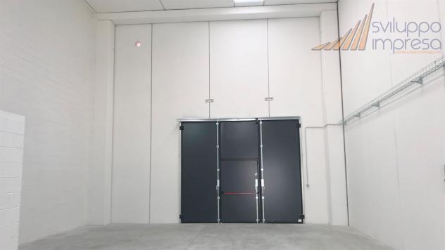 CAPANNONE DI RECENTE COSTRUZIONE IN AFFITTO A BUSNAGO - Foto 10