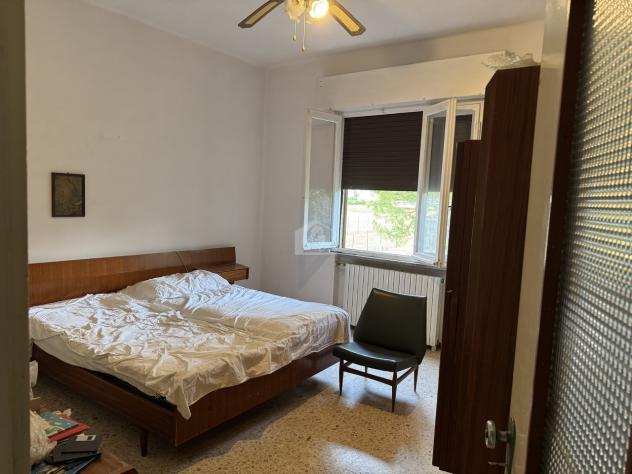 Suzzara vendesi casa indipendente 6 vani 260 Mq - Foto 6